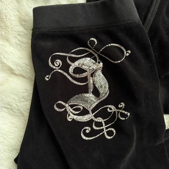 Juicy Couture Black Velour Tracksuit - Picture 4 of 8